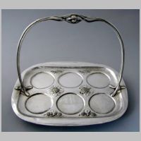Ashbee, silver drinking glass tray, photo on vandenbosch.co.uk.jpg